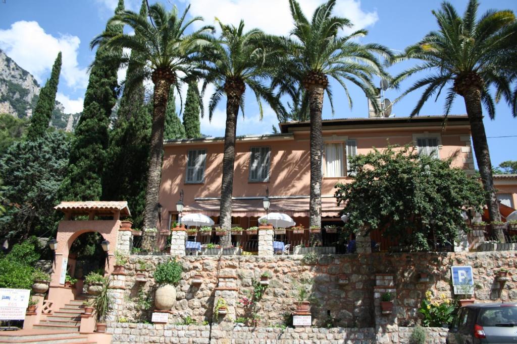 Hotel Auberge Les Gorges du Loup à Tourrettes-sur-Loup Extérieur photo